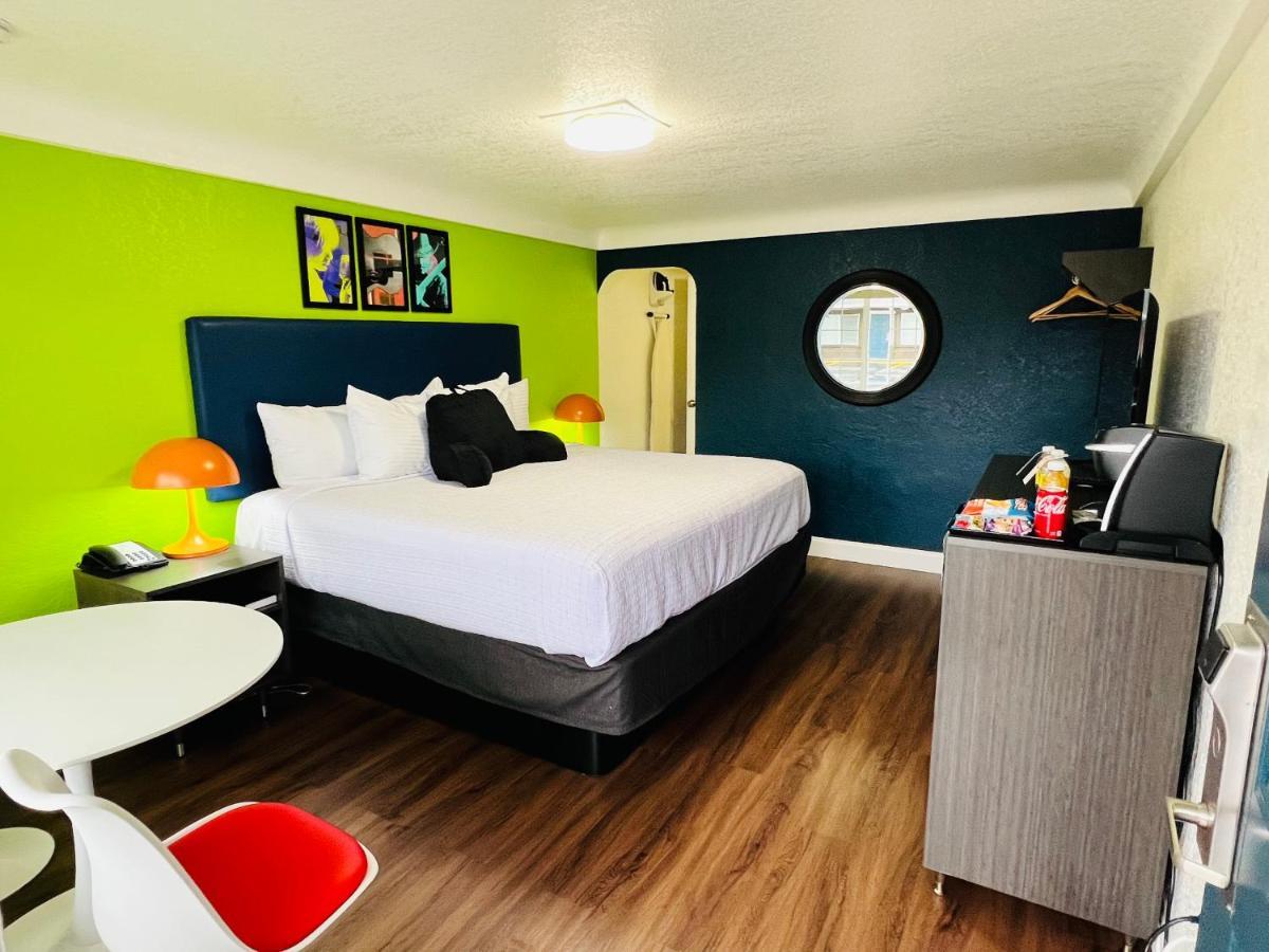 Signature Inn Eugene Buitenkant foto